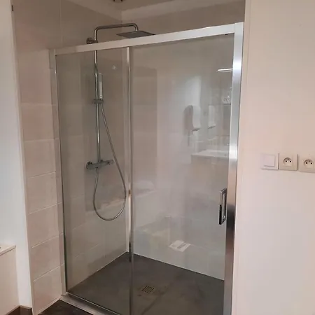 appartement 150 M2 tout confort 4 chambres Noidans-le-Ferroux Extérieur photo