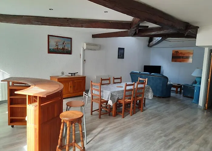 Appartement Tres Spacieux 4 Chambres 6 Couchages